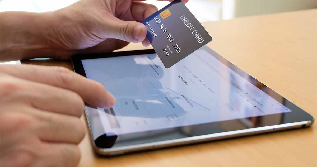Credit Card use to fall in e-commerce transactions